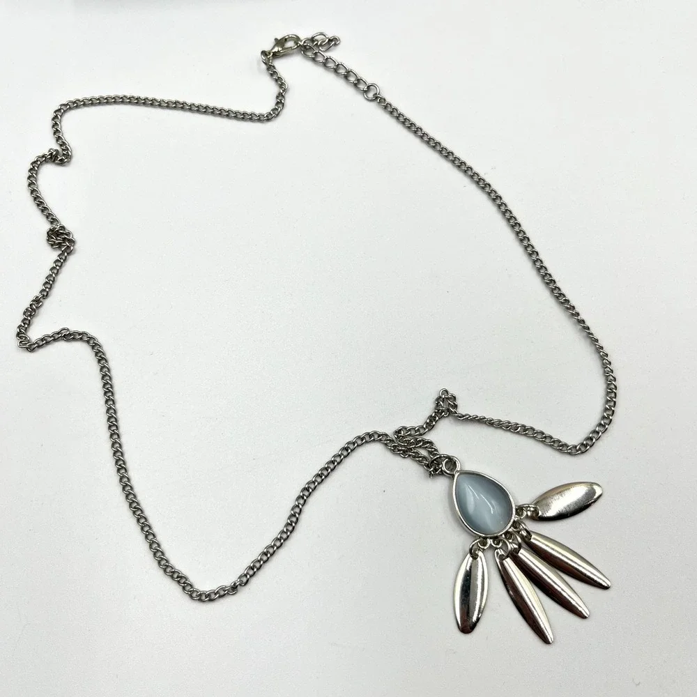 Vintage Boho Silver Tone‎ Blue Moonstone Teardrop Tassel Pendant Necklace Y2K